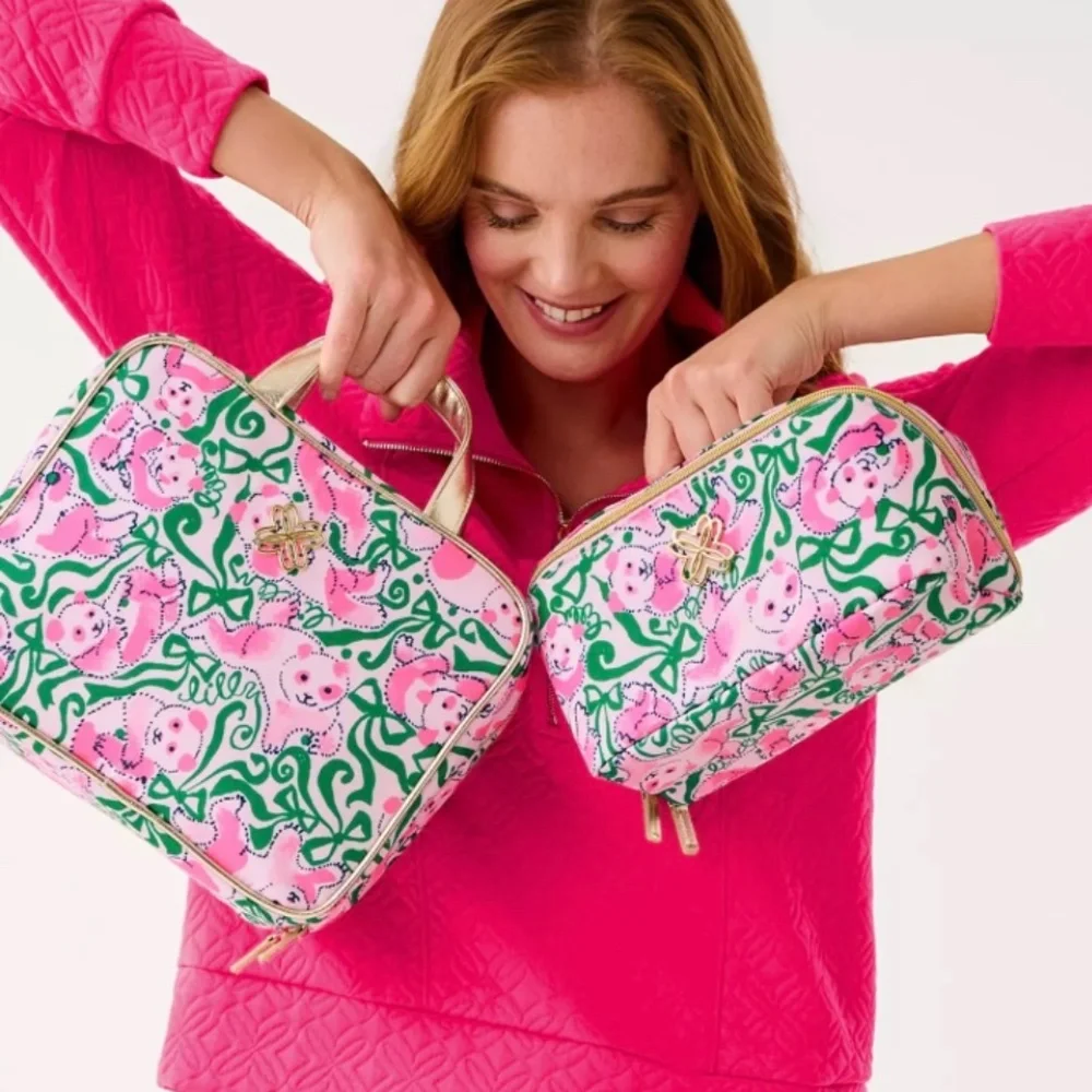 $73 NWT Lilly Pulitzer Josee Pouch. Color: Pink Quartz Panda N Bows - New